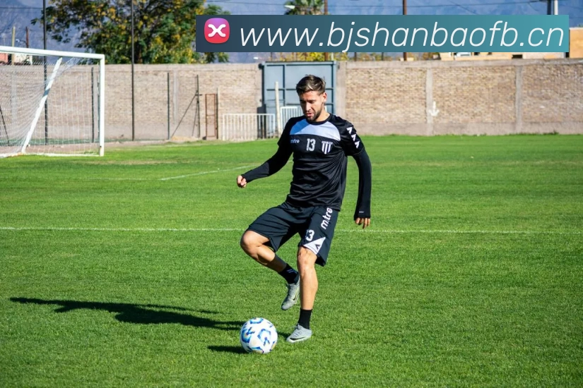 足球世界杯官网中文版APP 封面图